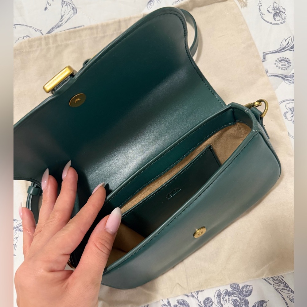 Zara Dark Green Shoulder Bag with Gold Accents - Picture 5 of 7